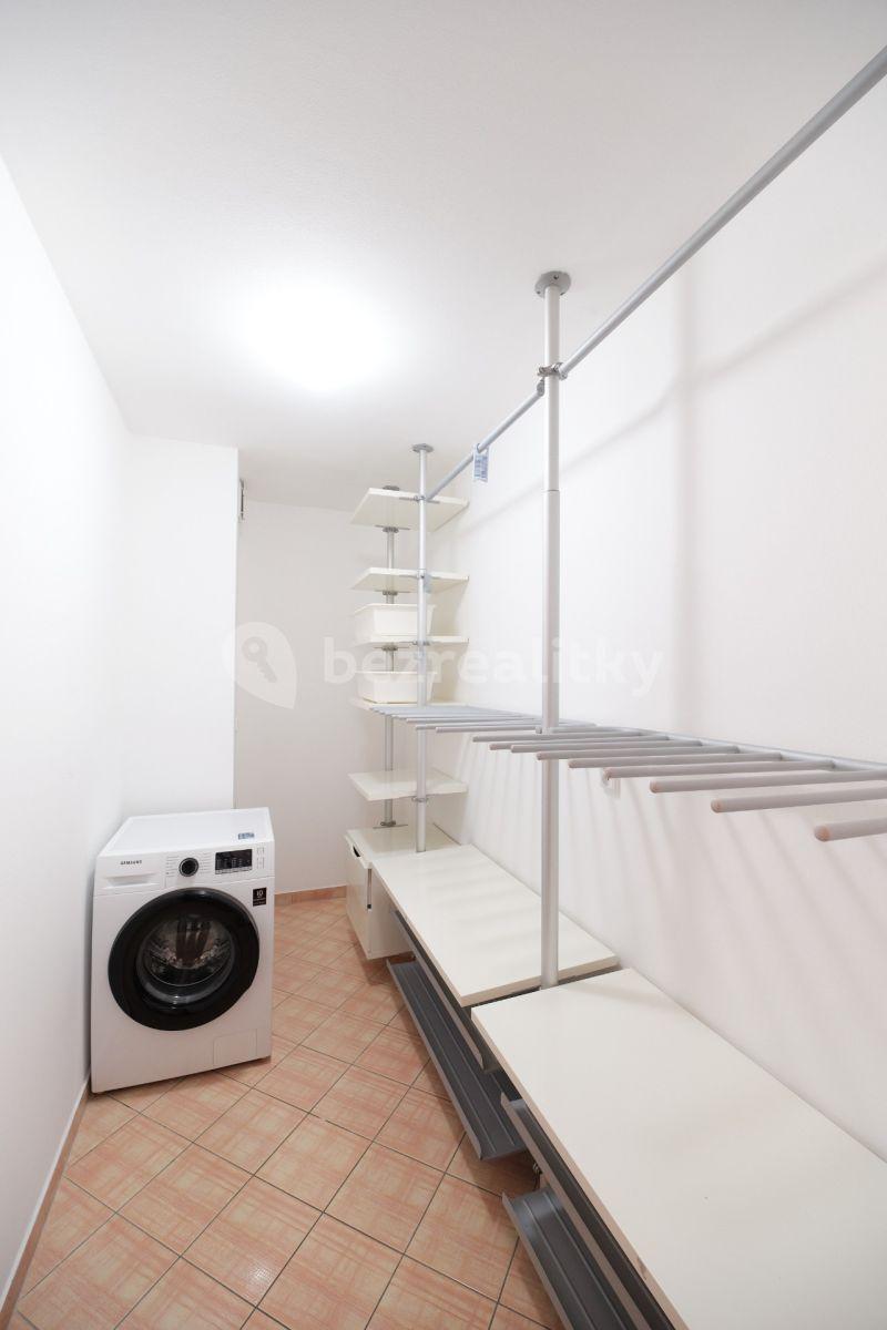 Predaj bytu 2-izbový 83 m², Na Maninách, Praha, Praha