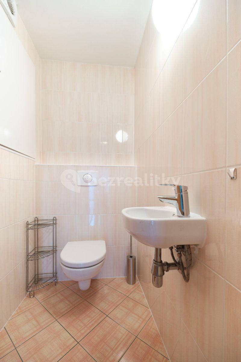 Predaj bytu 2-izbový 83 m², Na Maninách, Praha, Praha