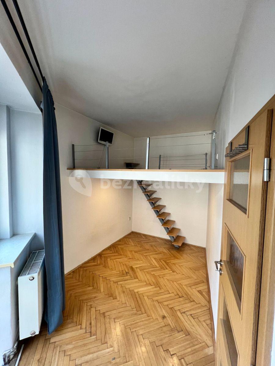 Prenájom bytu 2-izbový 45 m², Pivovarnická, Praha, Praha