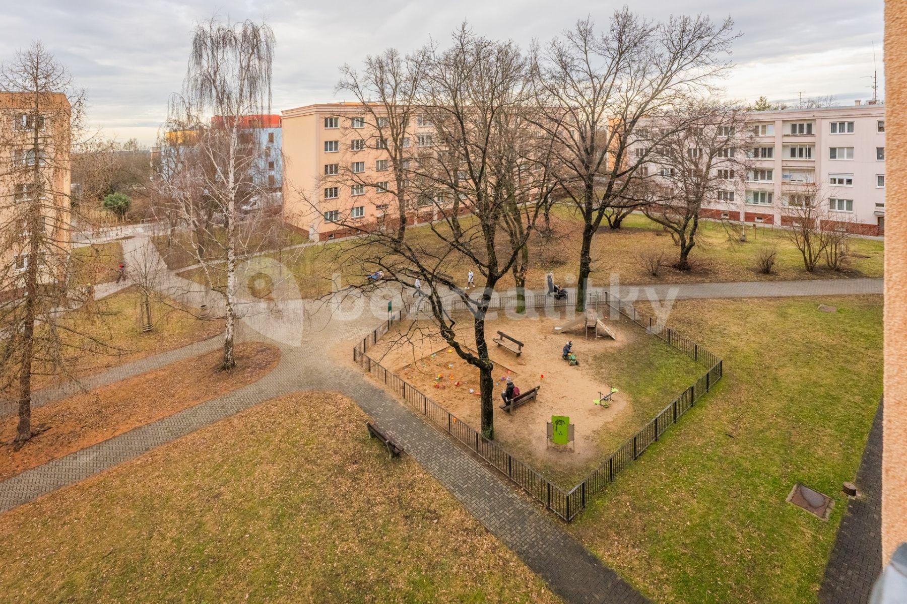 Prenájom bytu 2-izbový 55 m², Peštukova, Praha, Praha