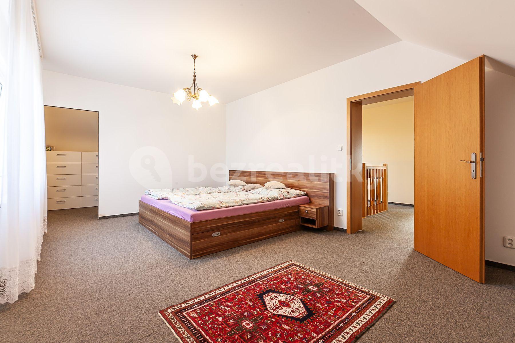 Predaj domu 207 m², pozemek 616 m², K Sádku, Šestajovice, Středočeský kraj