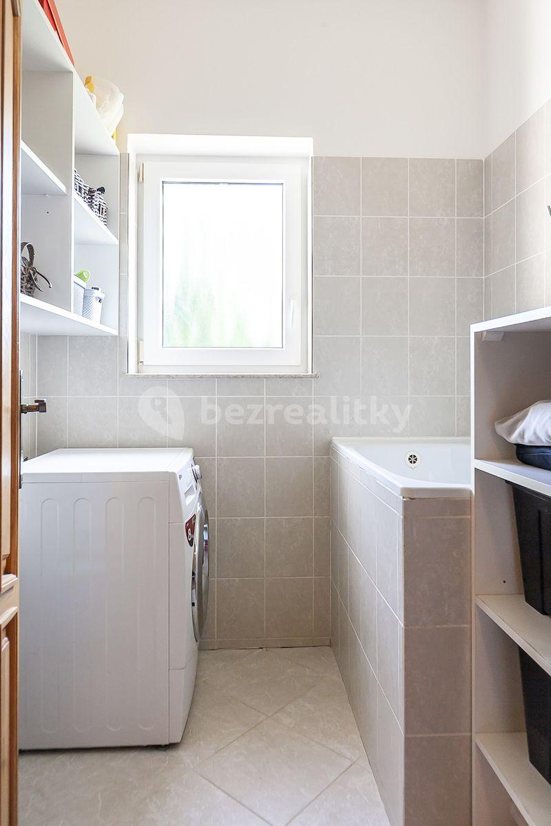 Predaj domu 207 m², pozemek 616 m², K Sádku, Šestajovice, Středočeský kraj