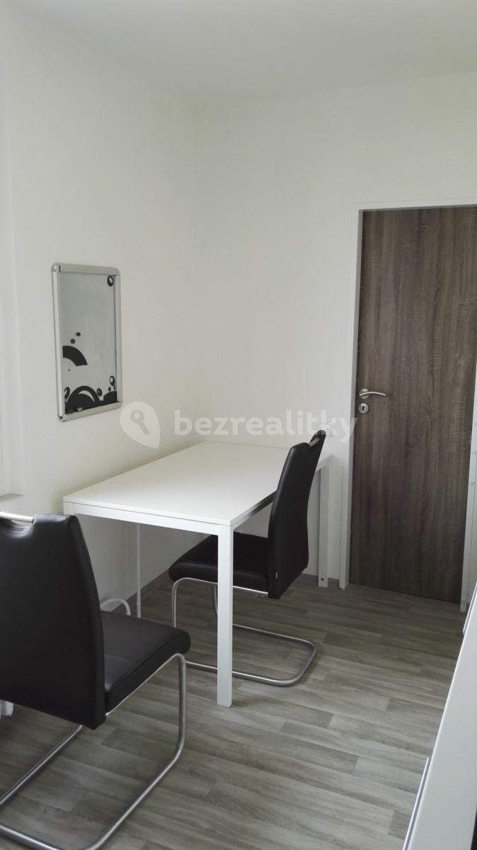 Prenájom bytu 2-izbový 70 m², Přímětická, Praha, Praha