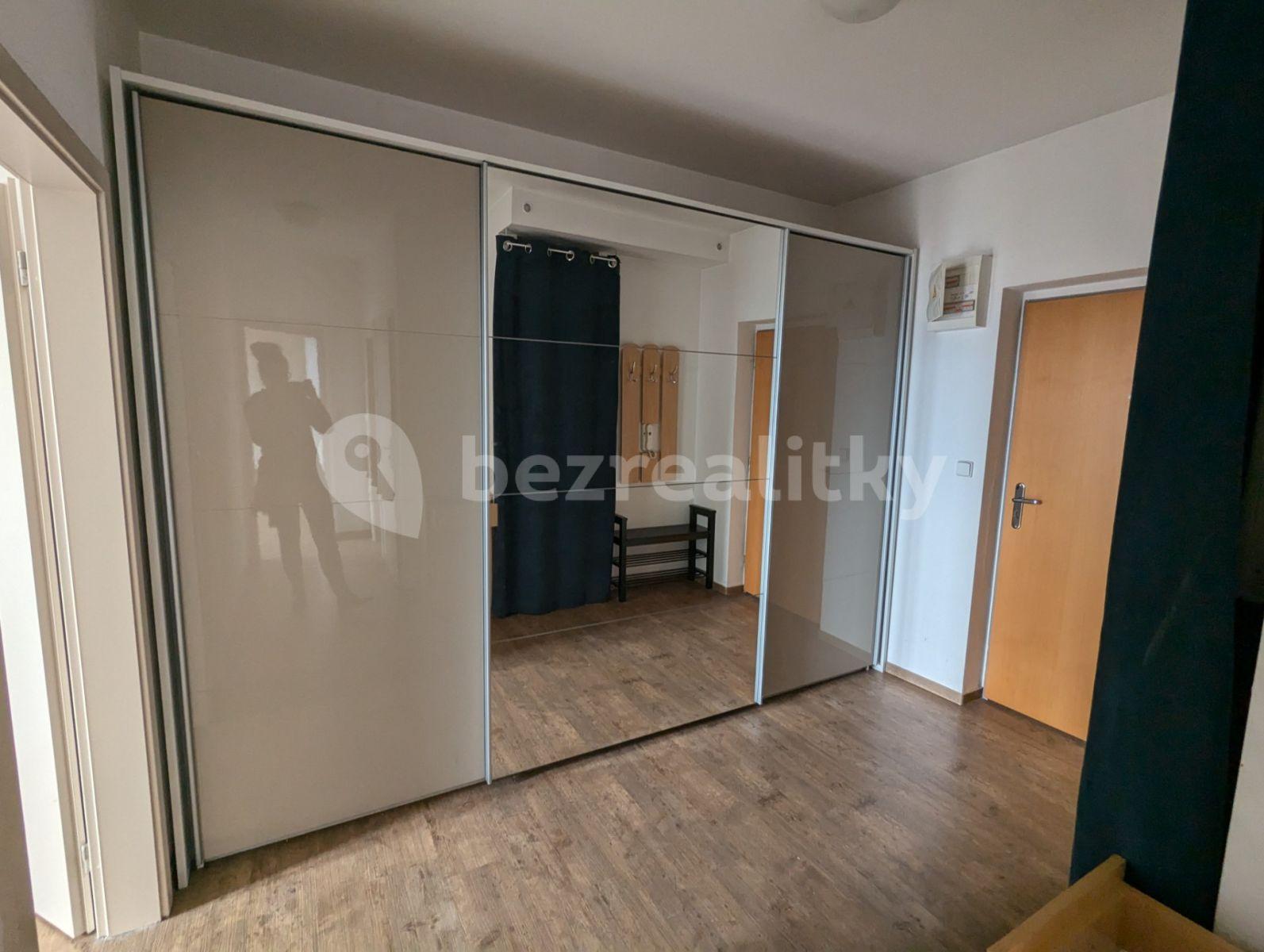 Prenájom bytu 2-izbový 68 m², Budilova, Praha, Praha