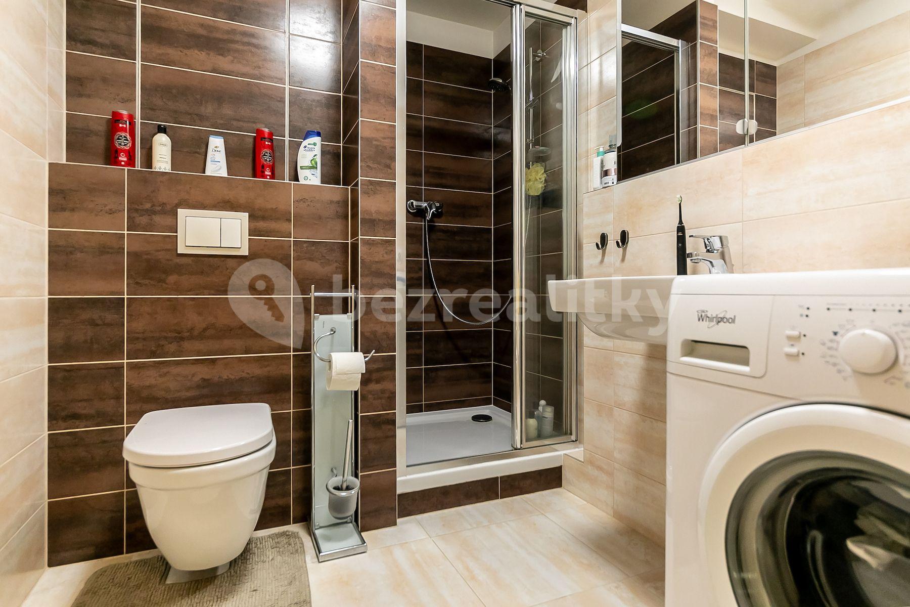 Predaj bytu 1-izbový 34 m², Oty Bubeníčka, Praha, Praha