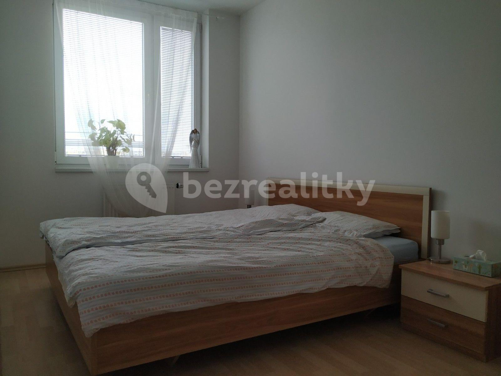 Prenájom bytu 2-izbový 53 m², Bechlínská, Praha, Praha