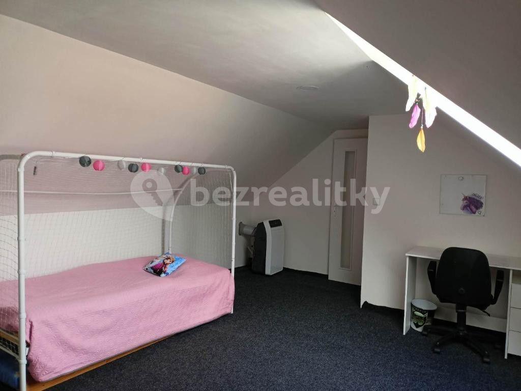 Predaj domu 111 m², pozemek 475 m², Krakovany, Středočeský kraj