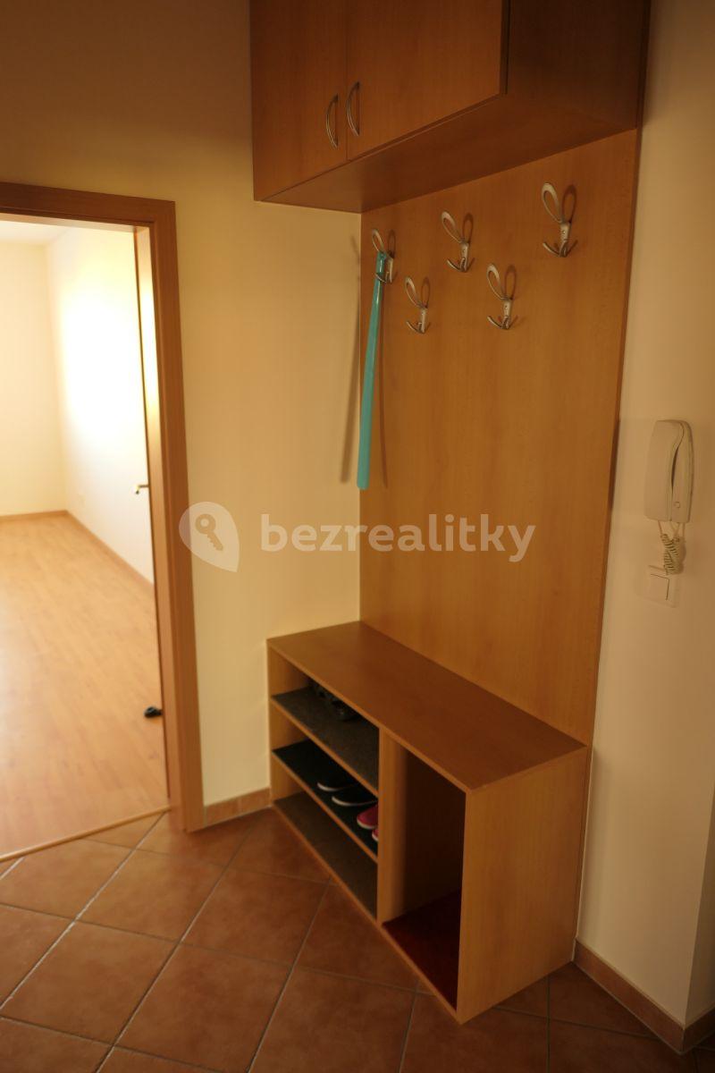 Prenájom bytu 3-izbový 82 m², Sicherova, Praha, Praha