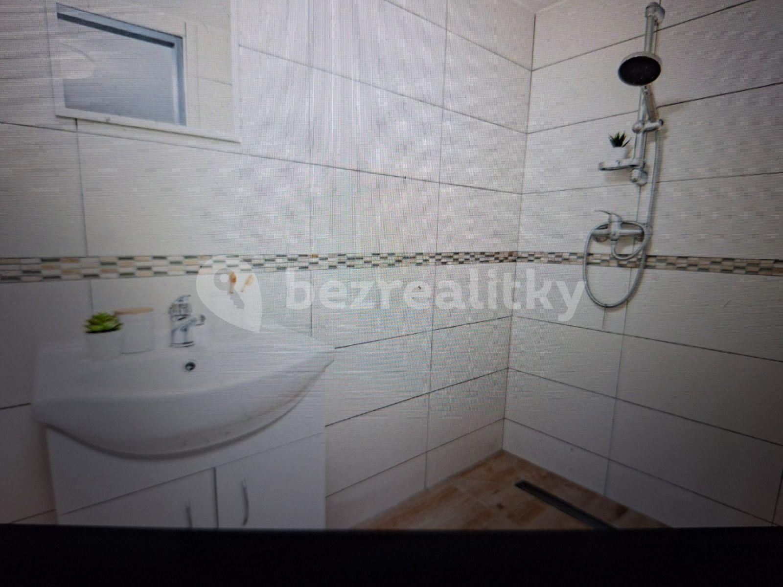 Predaj rekreačného objektu 60 m², pozemek 274 m², Hradištko, Středočeský kraj