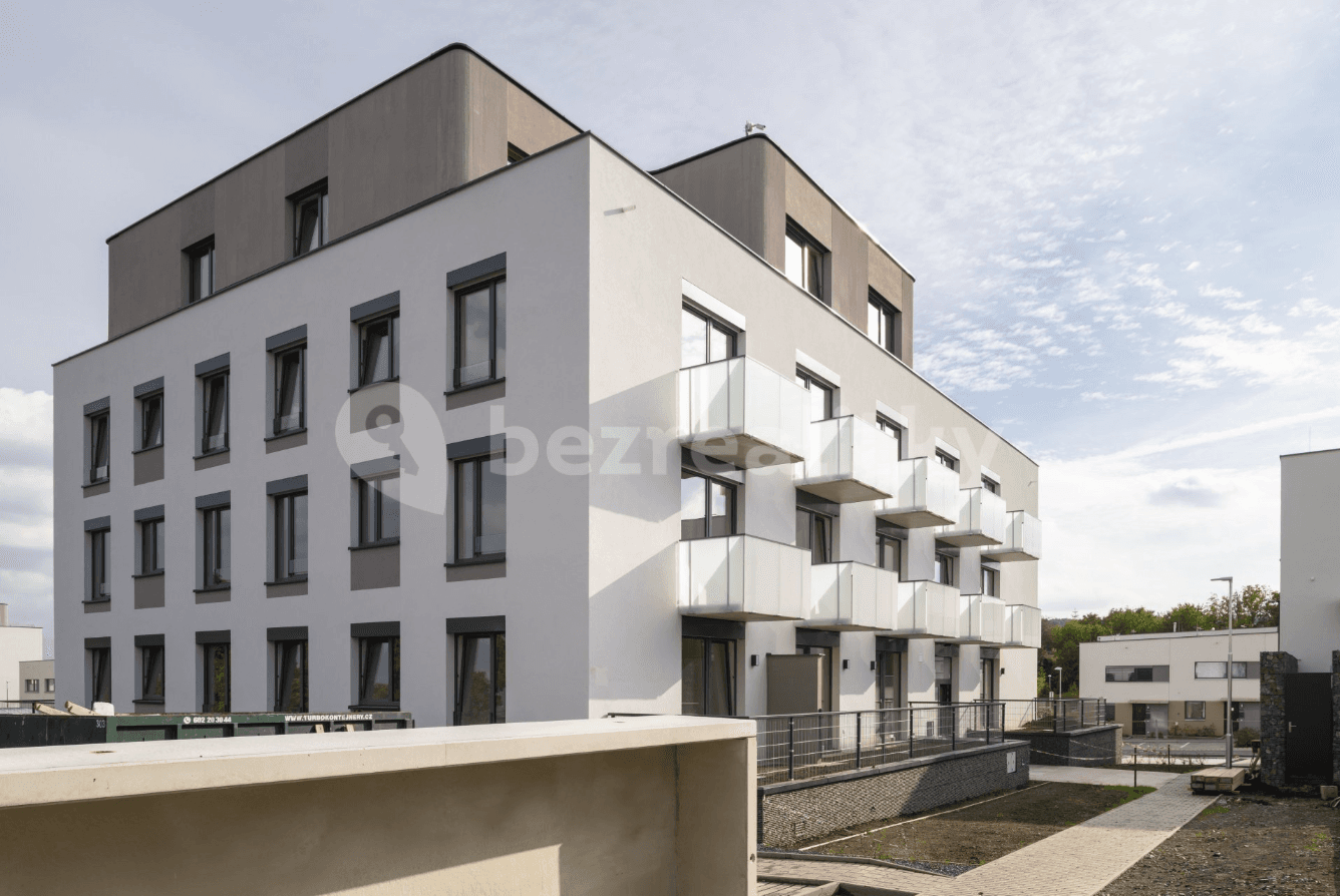 Prenájom bytu 2-izbový 47 m², Oldřichovská, Praha, Praha