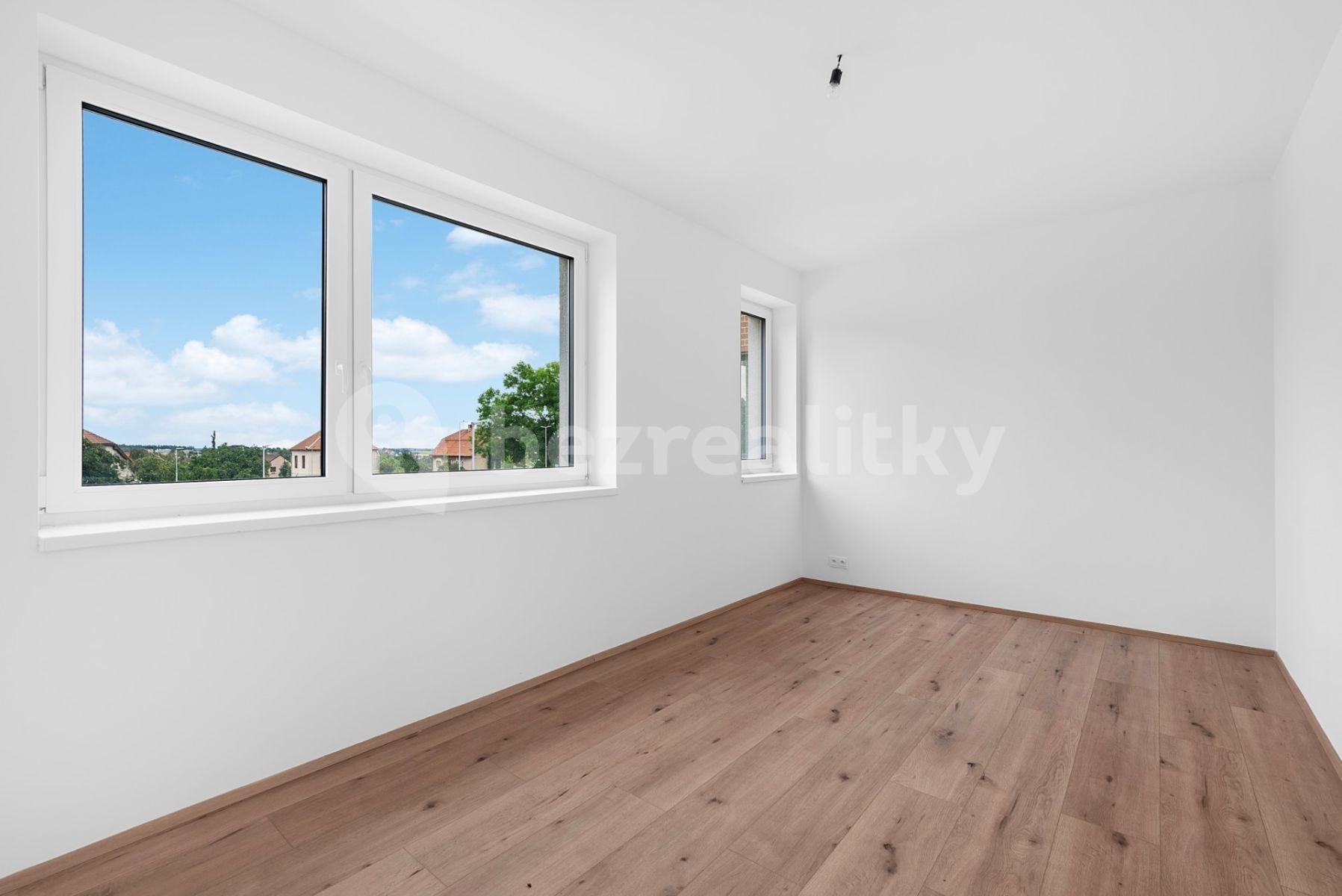 Predaj bytu 3-izbový 77 m², Viktora Olivy, Nové Strašecí, Středočeský kraj