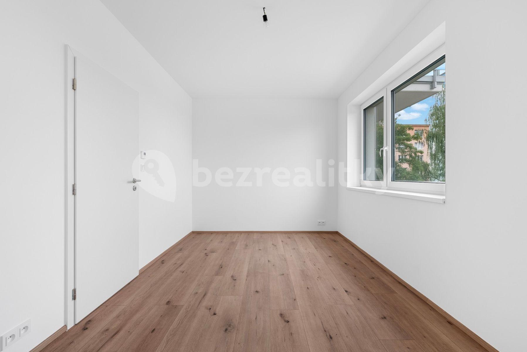 Predaj bytu 3-izbový 77 m², Viktora Olivy, Nové Strašecí, Středočeský kraj