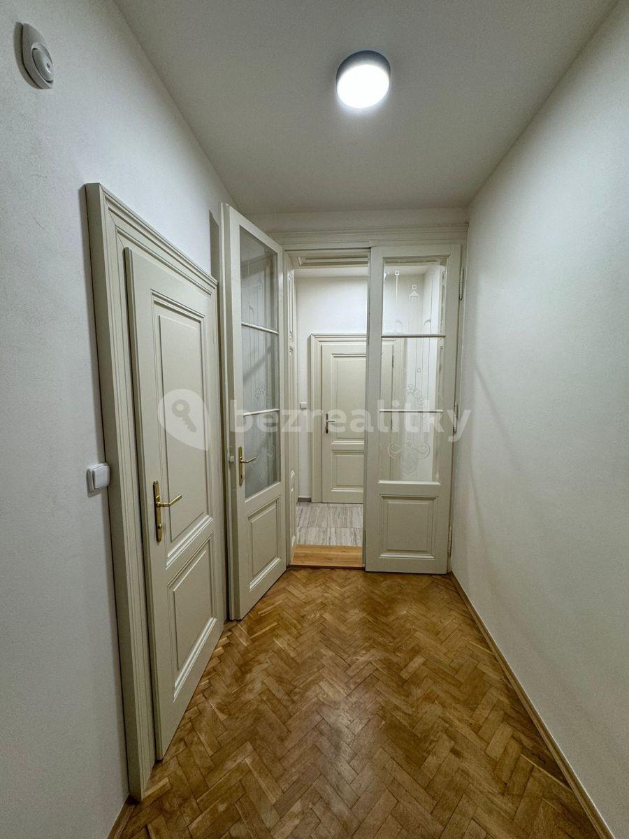 Prenájom bytu 2-izbový 56 m², Jungmannova, Praha, Praha