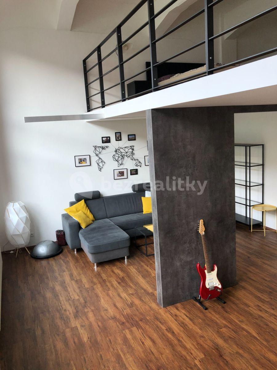 Prenájom bytu 2-izbový 84 m², Novákových, Praha, Praha