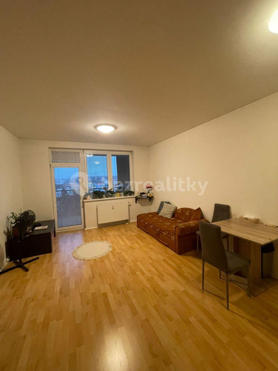 Prenájom bytu 1-izbový 39 m², Podkovářská, Praha, Praha