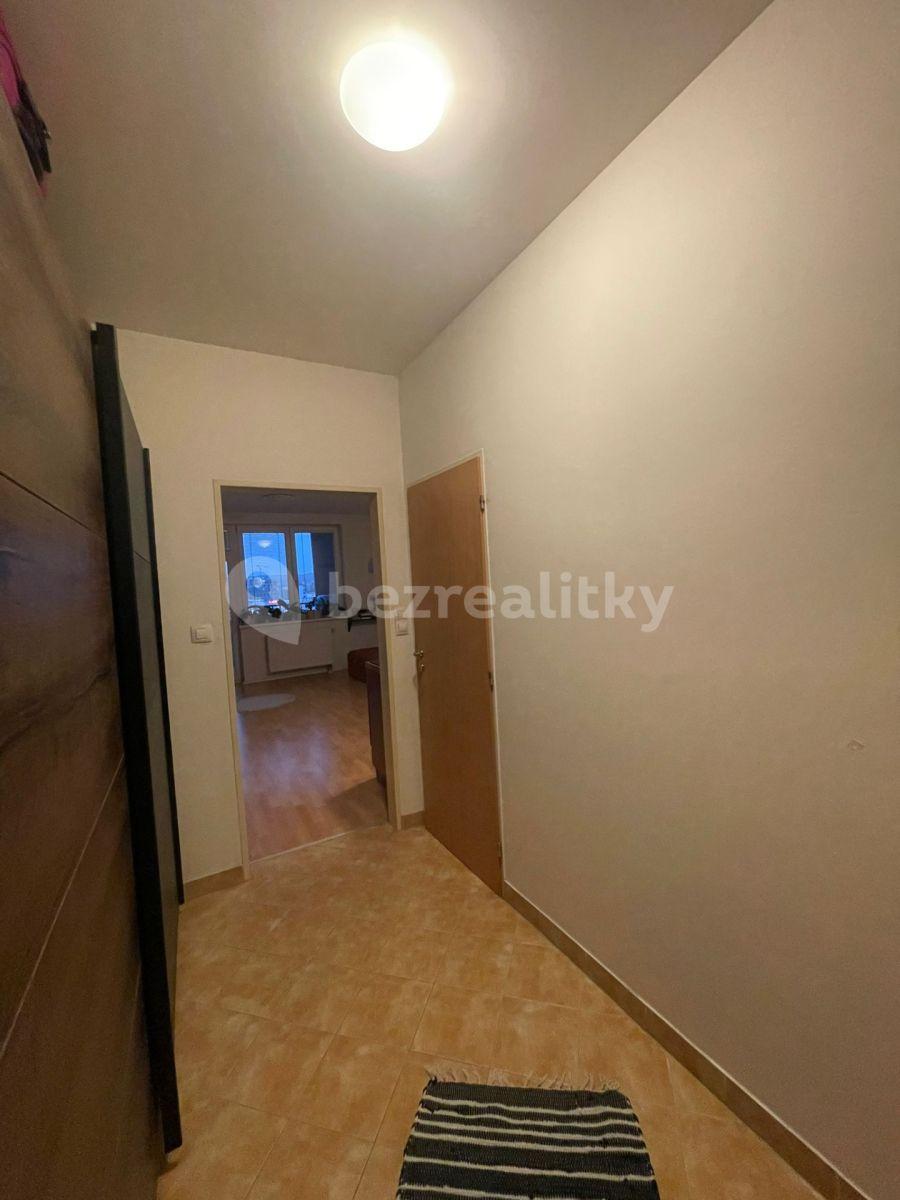 Prenájom bytu 1-izbový 39 m², Podkovářská, Praha, Praha