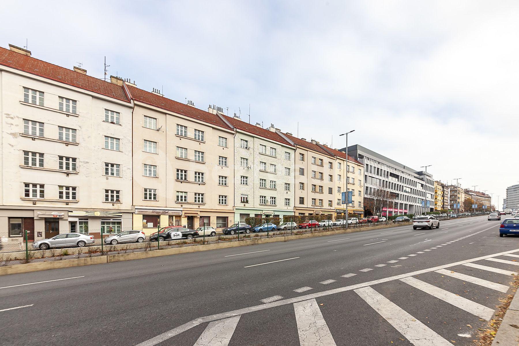 Predaj bytu 2-izbový 54 m², 5. května, Praha, Praha