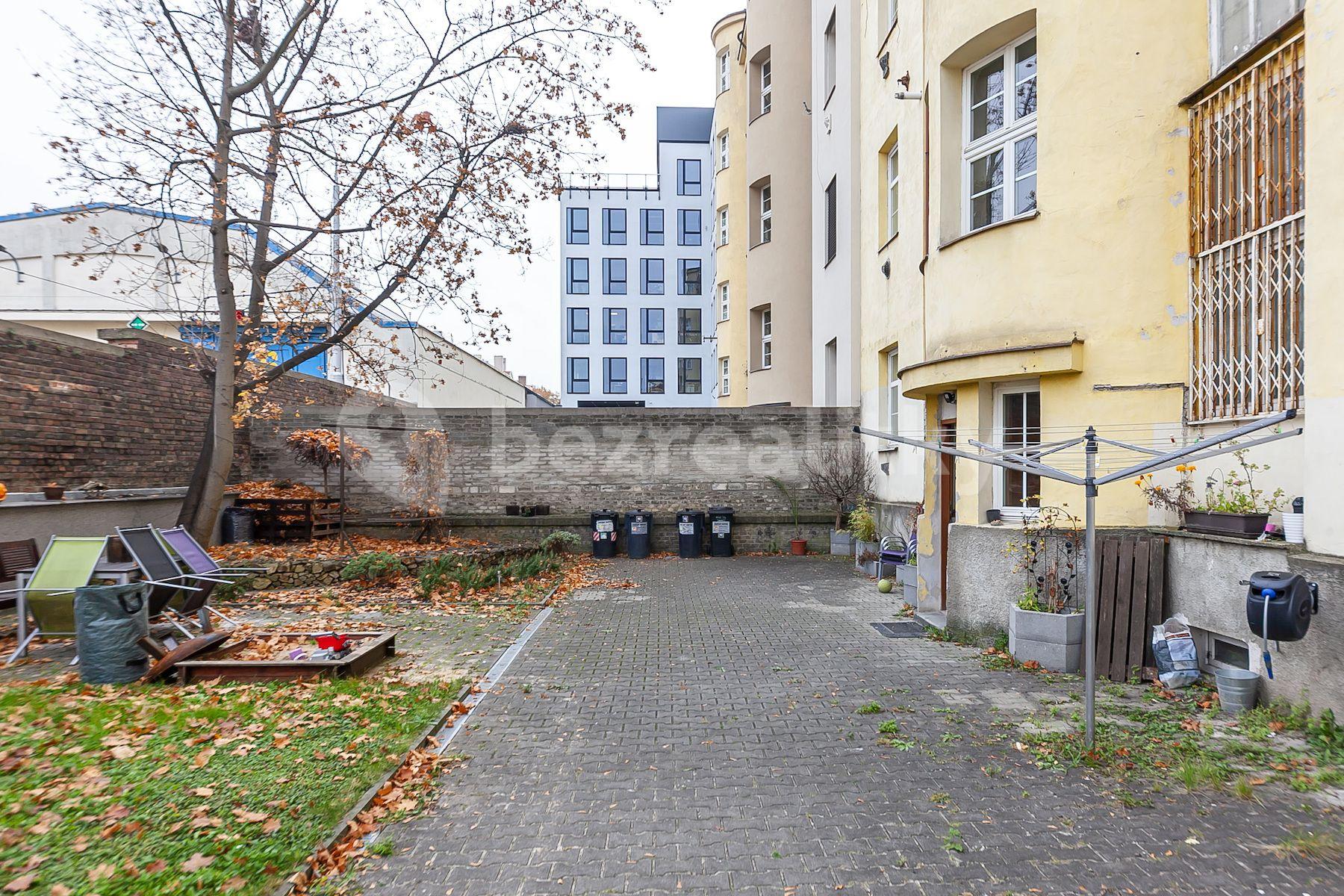 Predaj bytu 2-izbový 54 m², 5. května, Praha, Praha