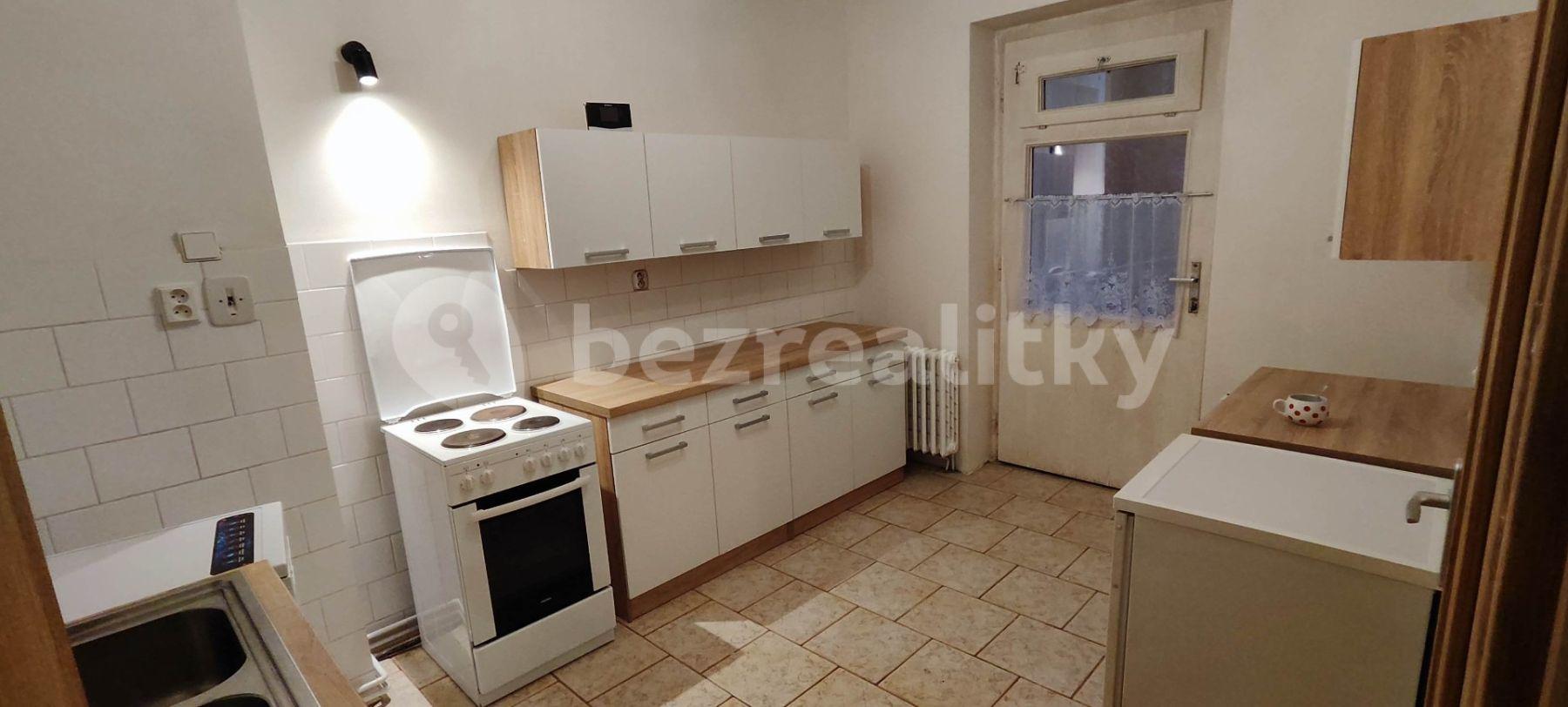 Prenájom bytu 3-izbový 78 m², Dvorecká, Praha, Praha