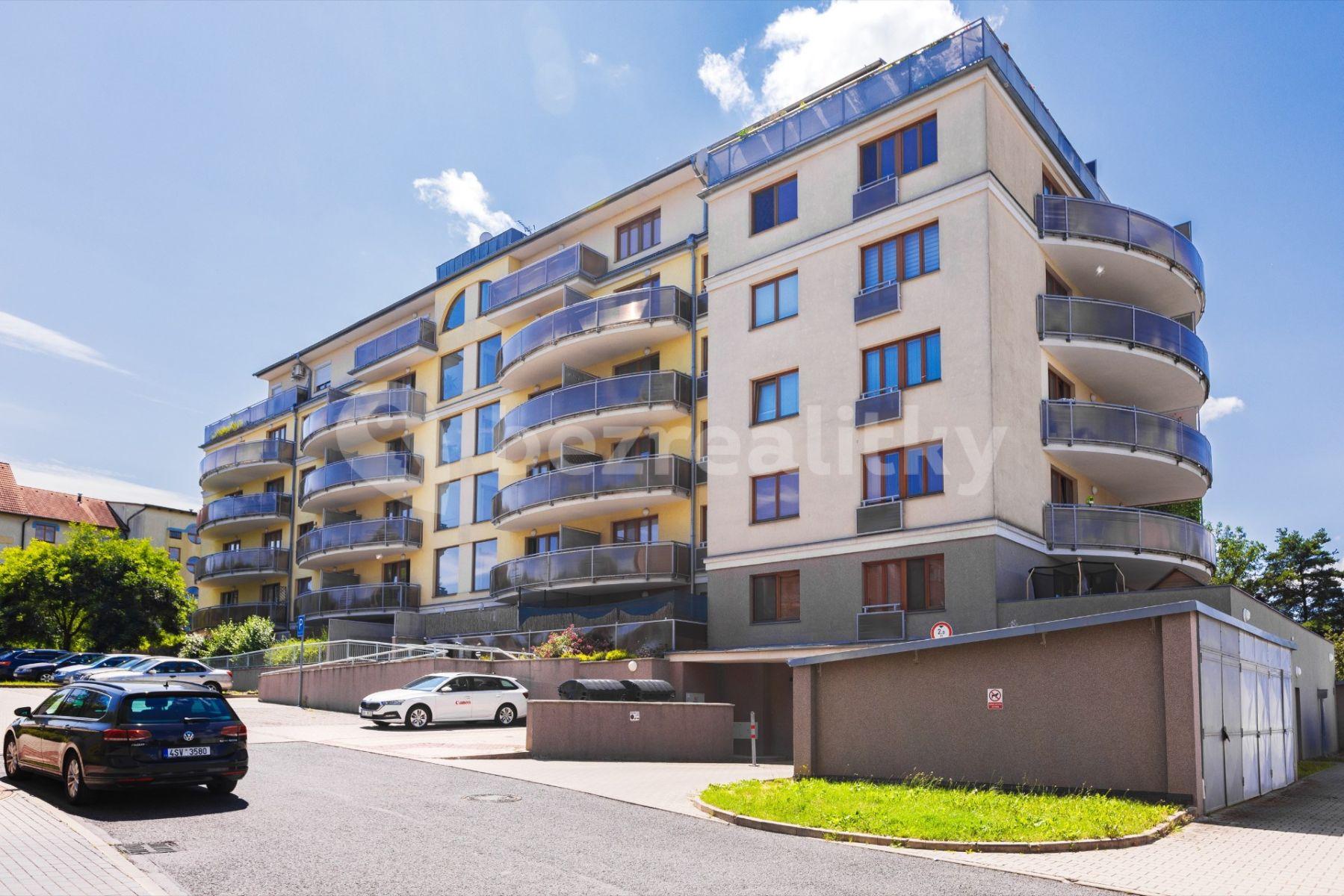 Prenájom bytu 2-izbový 43 m², Hevlínská, Praha, Praha