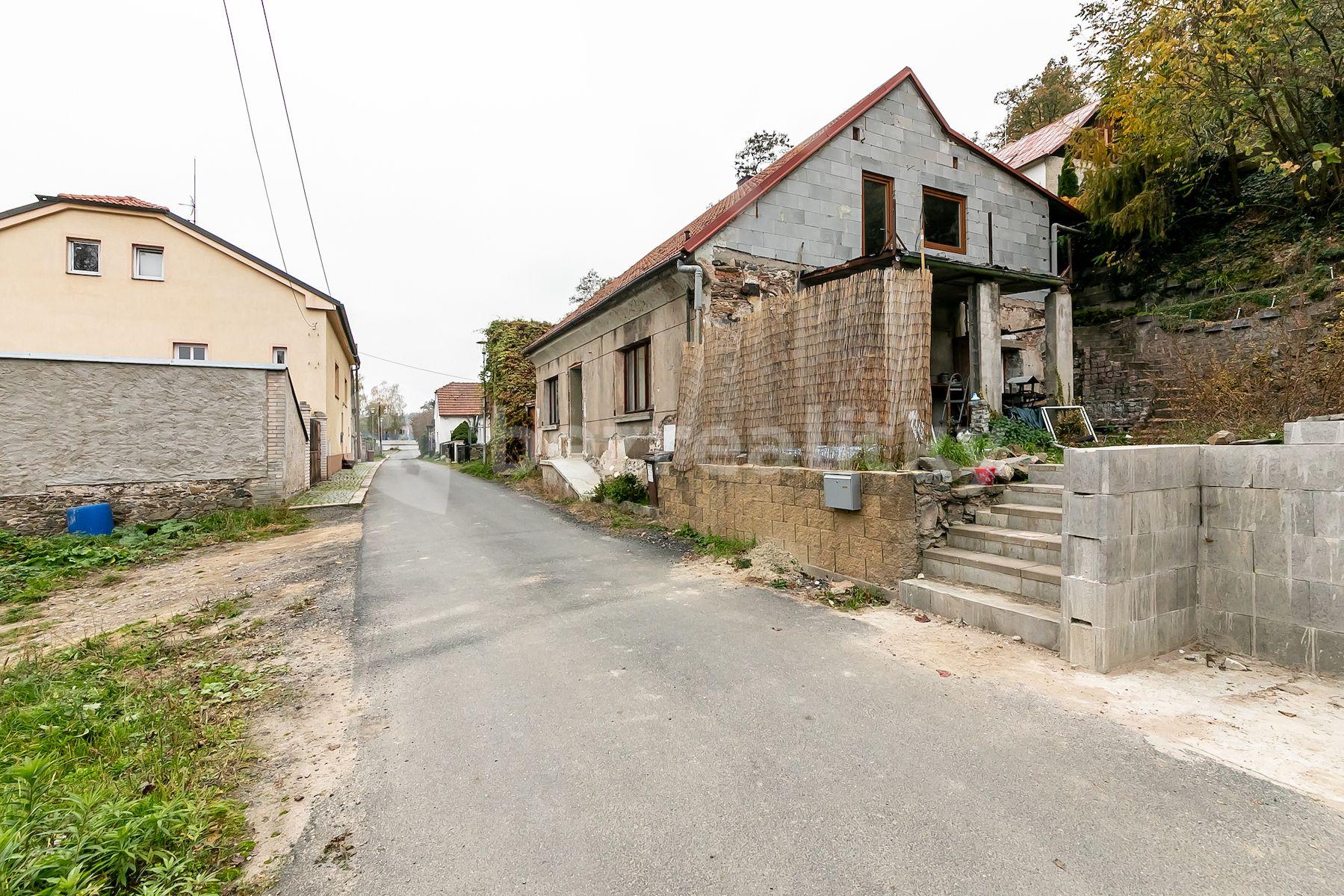 Predaj domu 80 m², pozemek 191 m², Pobřežní, Týnec nad Labem, Středočeský kraj