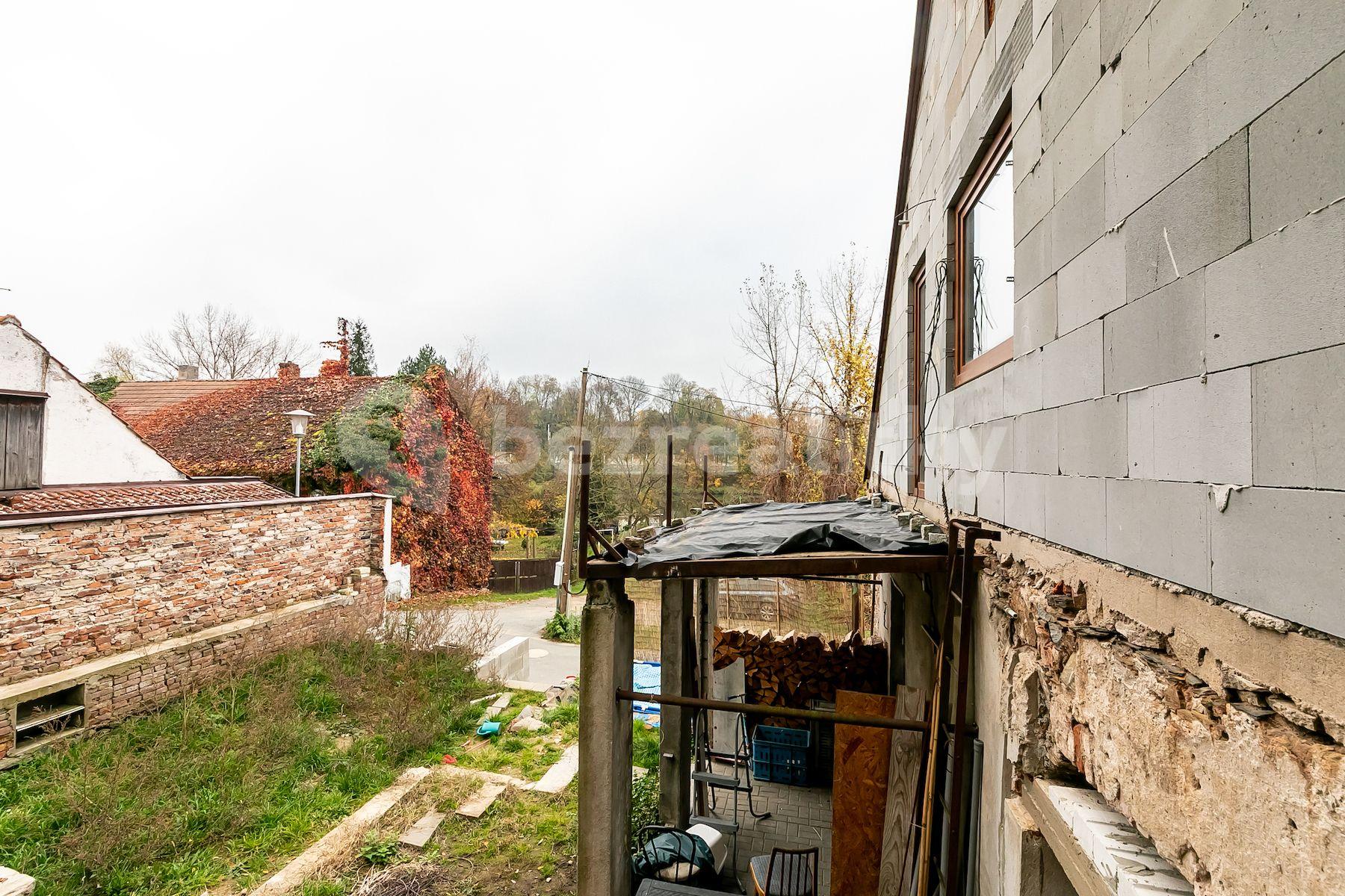 Predaj domu 80 m², pozemek 191 m², Pobřežní, Týnec nad Labem, Středočeský kraj