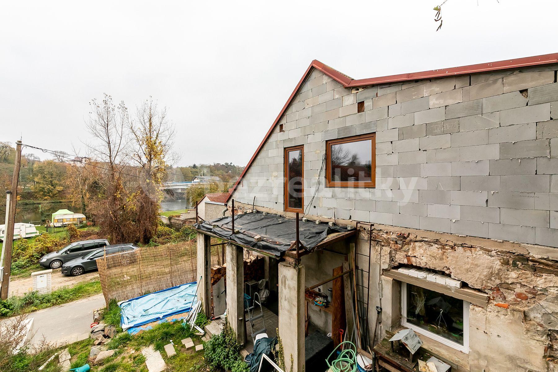 Predaj domu 80 m², pozemek 191 m², Pobřežní, Týnec nad Labem, Středočeský kraj