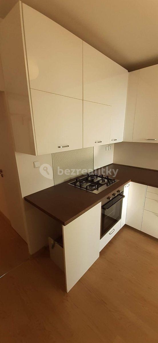 Prenájom bytu 3-izbový 87 m², Na Jarově, Praha, Praha