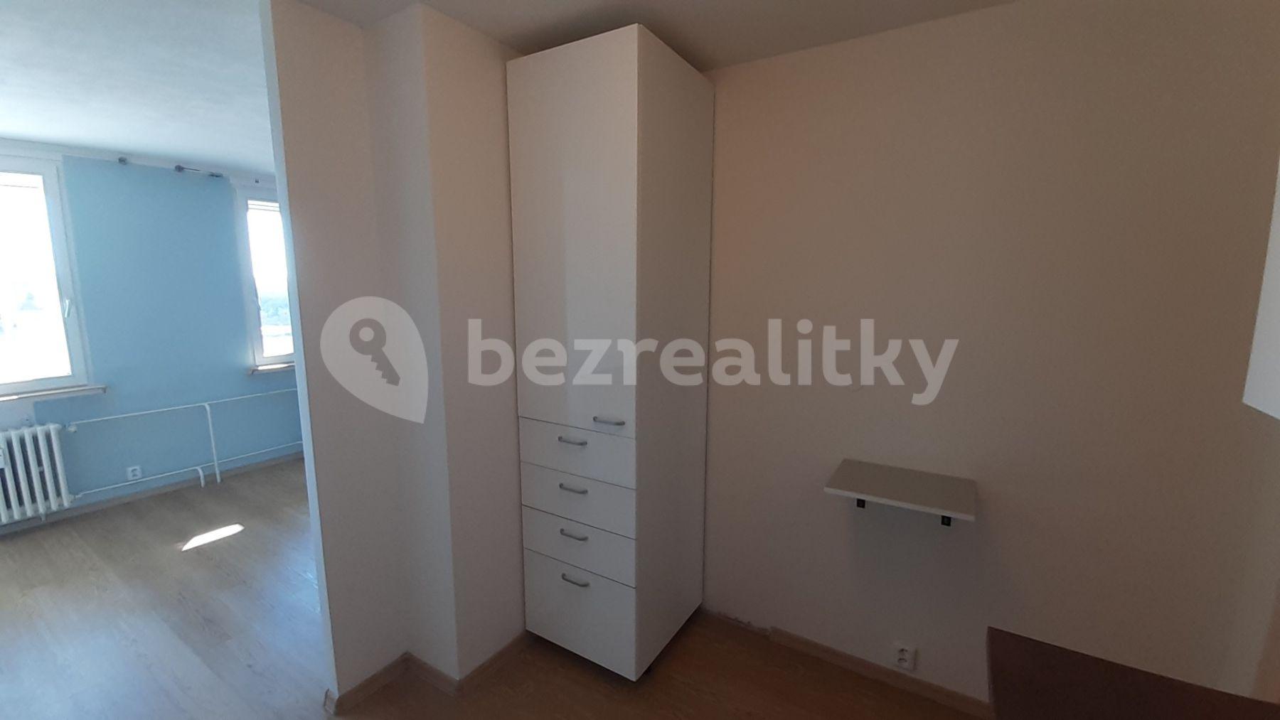 Prenájom bytu 3-izbový 87 m², Na Jarově, Praha, Praha