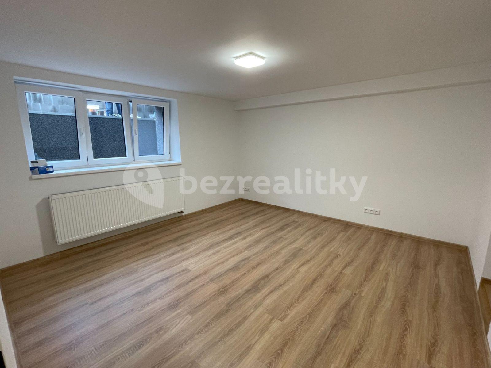 Prenájom bytu 2-izbový 67 m², Novovysočanská, Praha, Praha