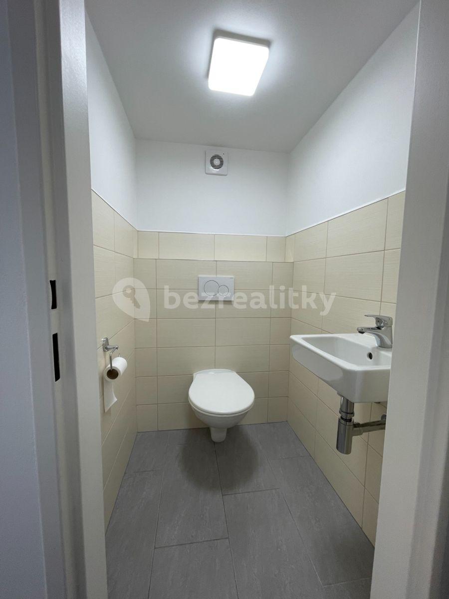 Prenájom bytu 2-izbový 67 m², Novovysočanská, Praha, Praha