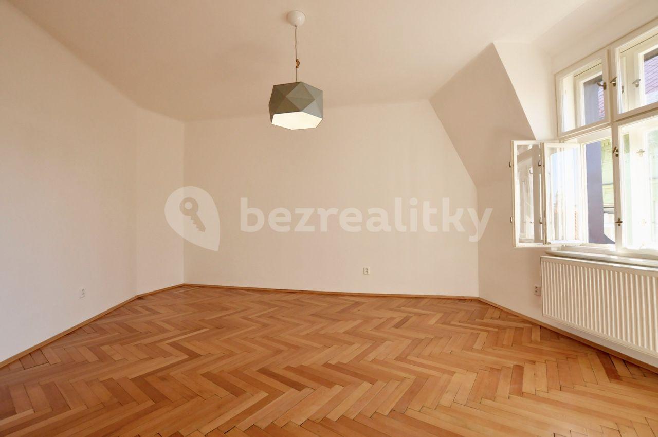 Predaj bytu 3-izbový 98 m², Michalská, Praha, Praha