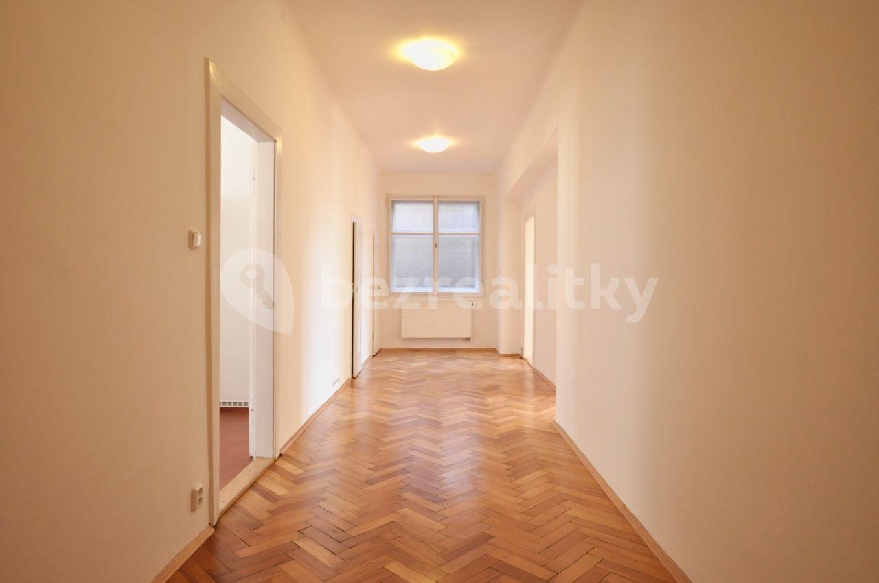 Predaj bytu 3-izbový 98 m², Michalská, Praha, Praha