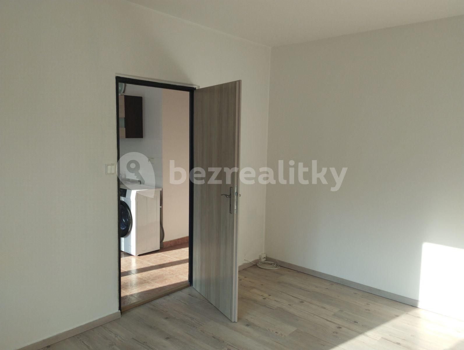 Prenájom bytu 1-izbový 36 m², Svatováclavská, Žatec, Ústecký kraj