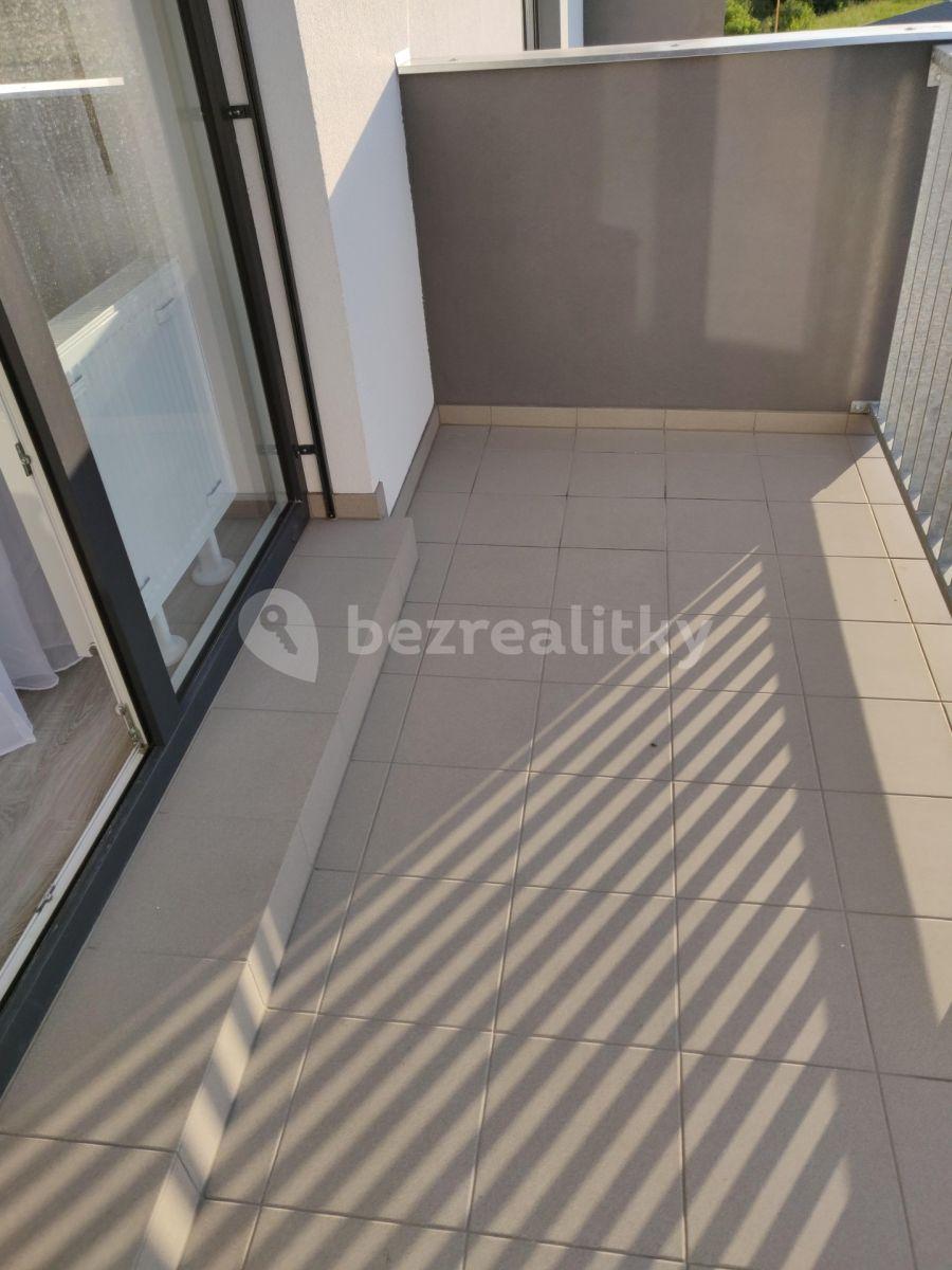 Prenájom bytu 1-izbový 33 m², Za Černým mostem, Praha, Praha