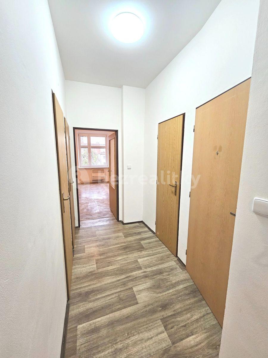 Prenájom bytu 1-izbový 40 m², Karáskovo náměstí, Brno, Jihomoravský kraj