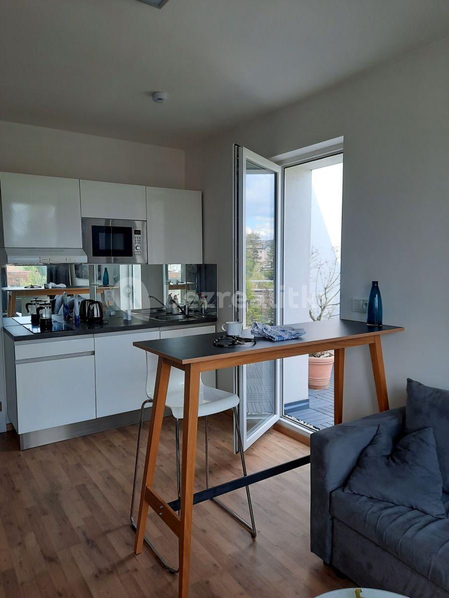 Predaj bytu 1-izbový 56 m², Hornoměcholupská, Praha, Praha