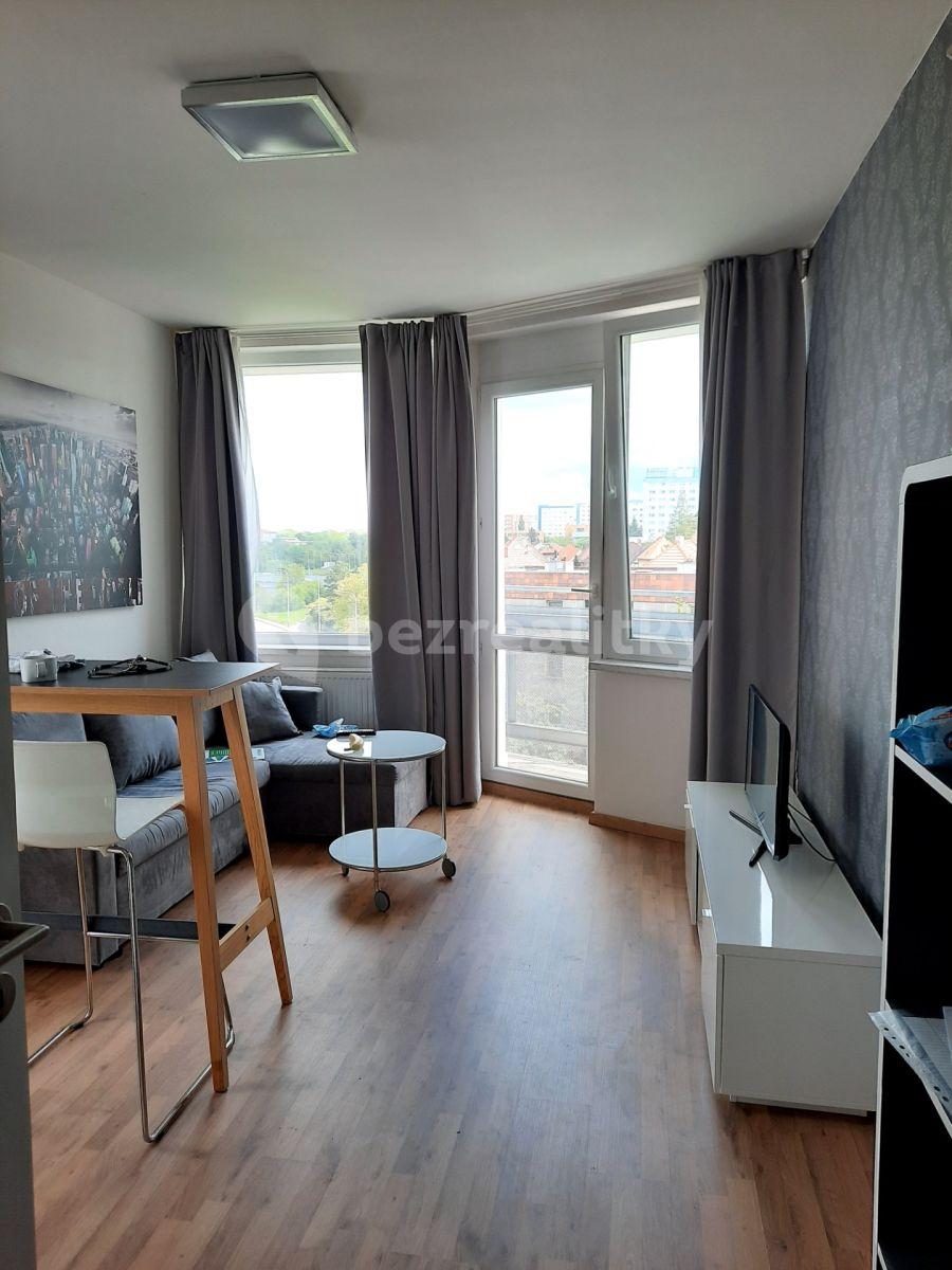 Predaj bytu 1-izbový 56 m², Hornoměcholupská, Praha, Praha