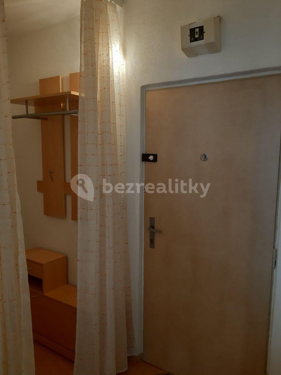 Prenájom bytu 1-izbový 36 m², Palackého třída, Chrudim, Pardubický kraj