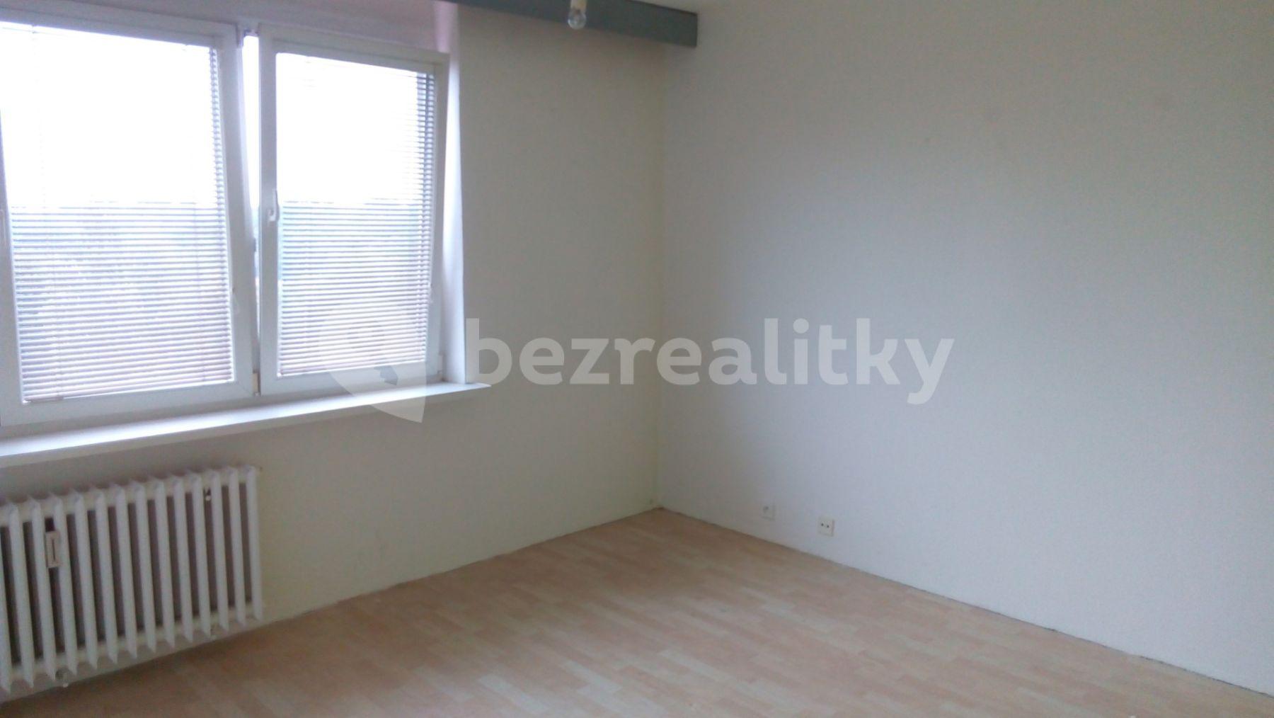 Prenájom bytu 1-izbový 30 m², 29. dubna, Ostrava, Moravskoslezský kraj