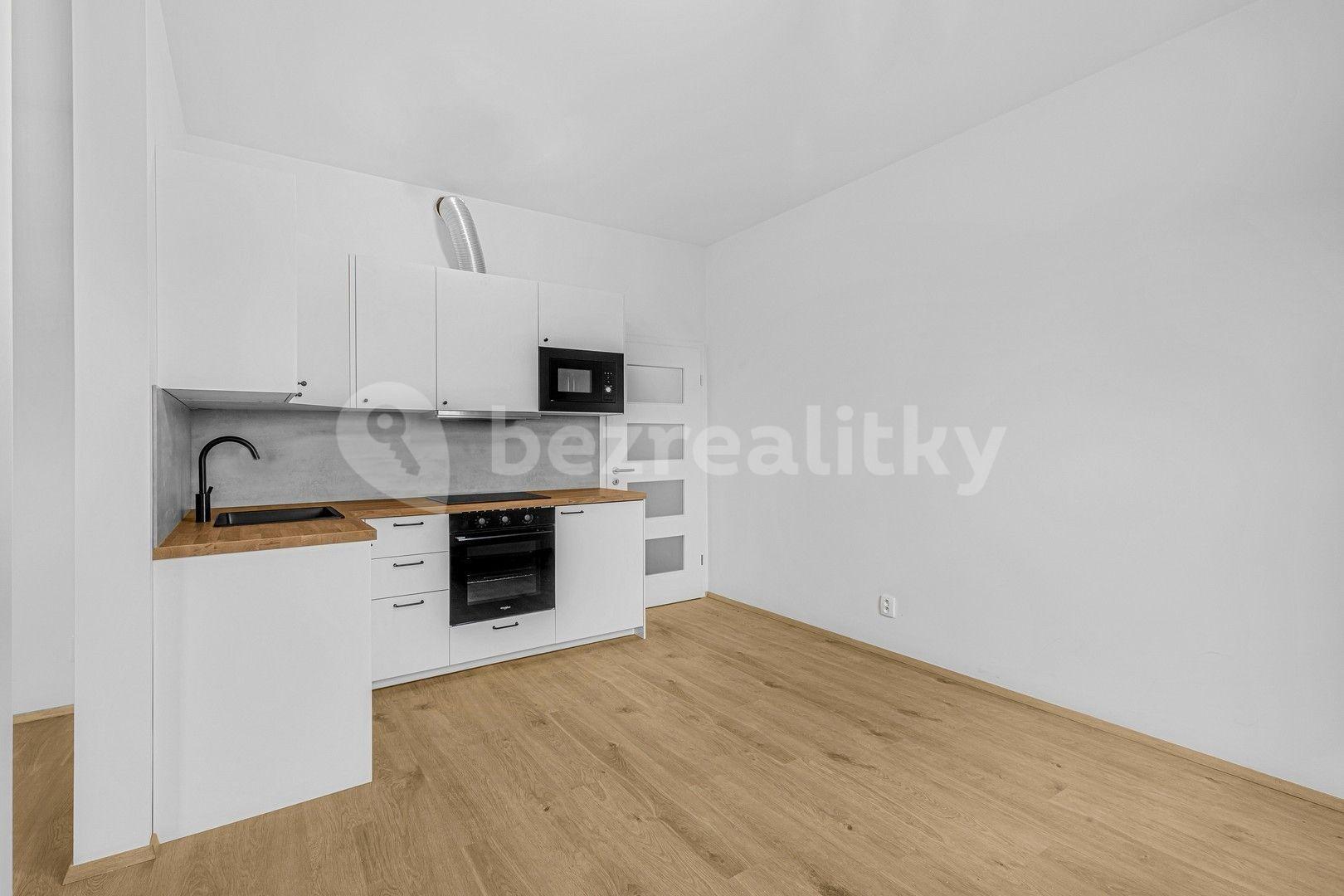 Prenájom bytu 1-izbový 33 m², Augustina Lukeše, Brandýs nad Labem-Stará Boleslav, Středočeský kraj