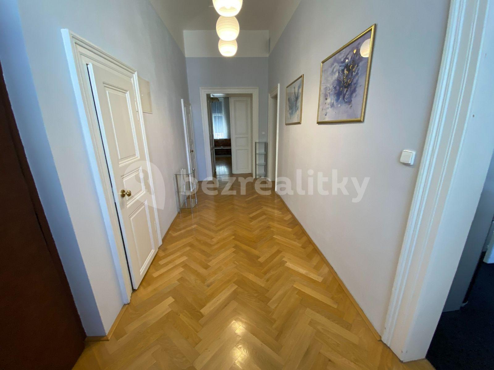 Prenájom bytu 3-izbový 120 m², Dukelských hrdinů, Praha, Praha