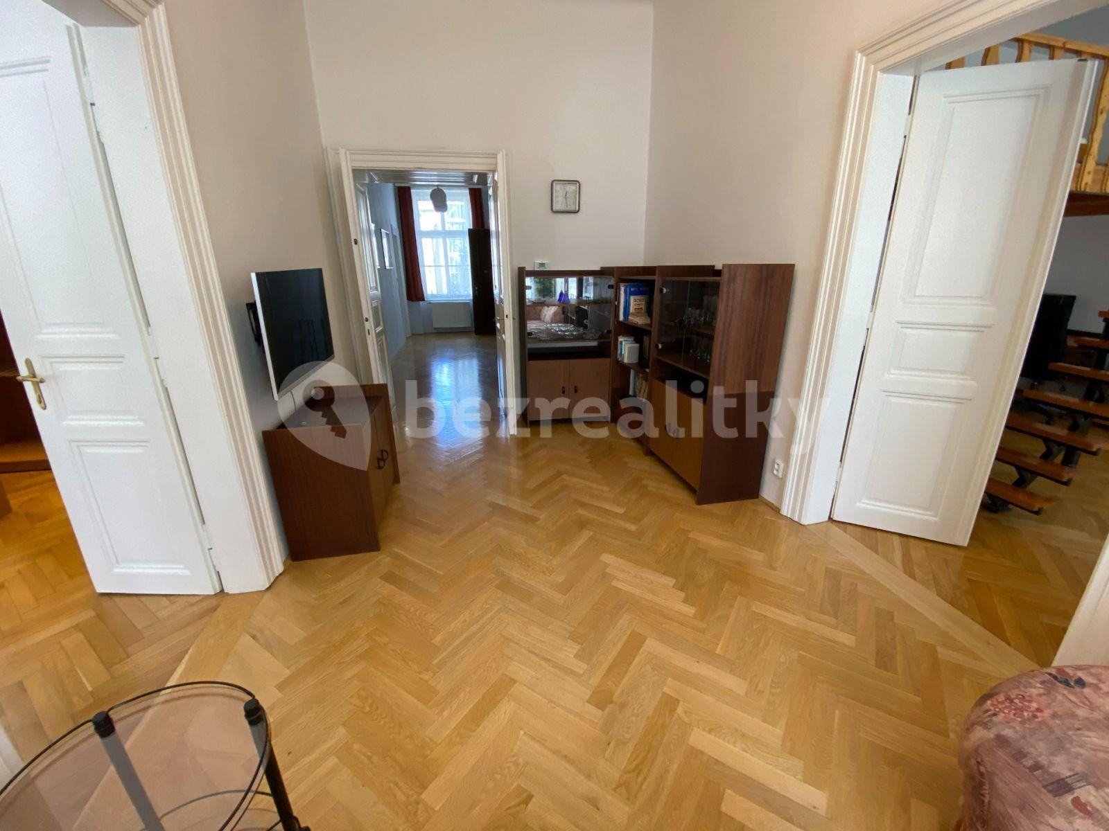 Prenájom bytu 3-izbový 120 m², Dukelských hrdinů, Praha, Praha