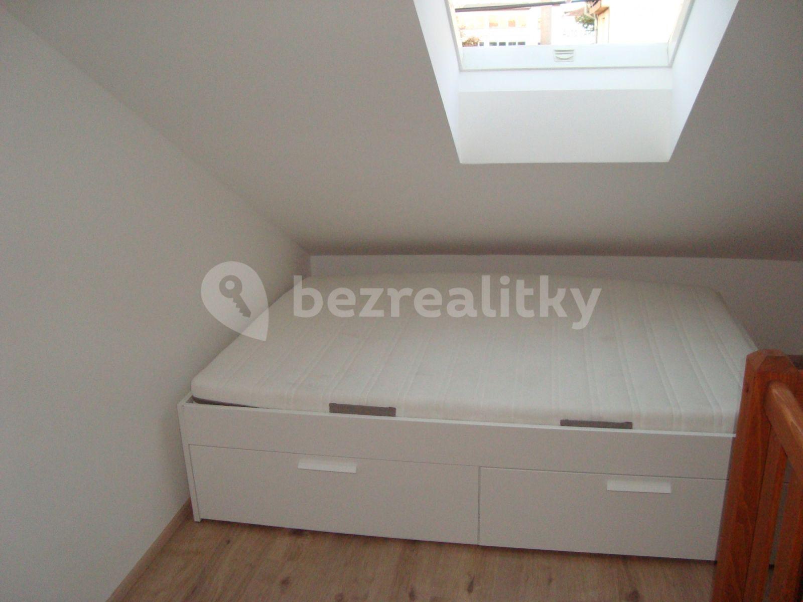 Prenájom bytu 1-izbový 41 m², Perunova, Brno, Jihomoravský kraj