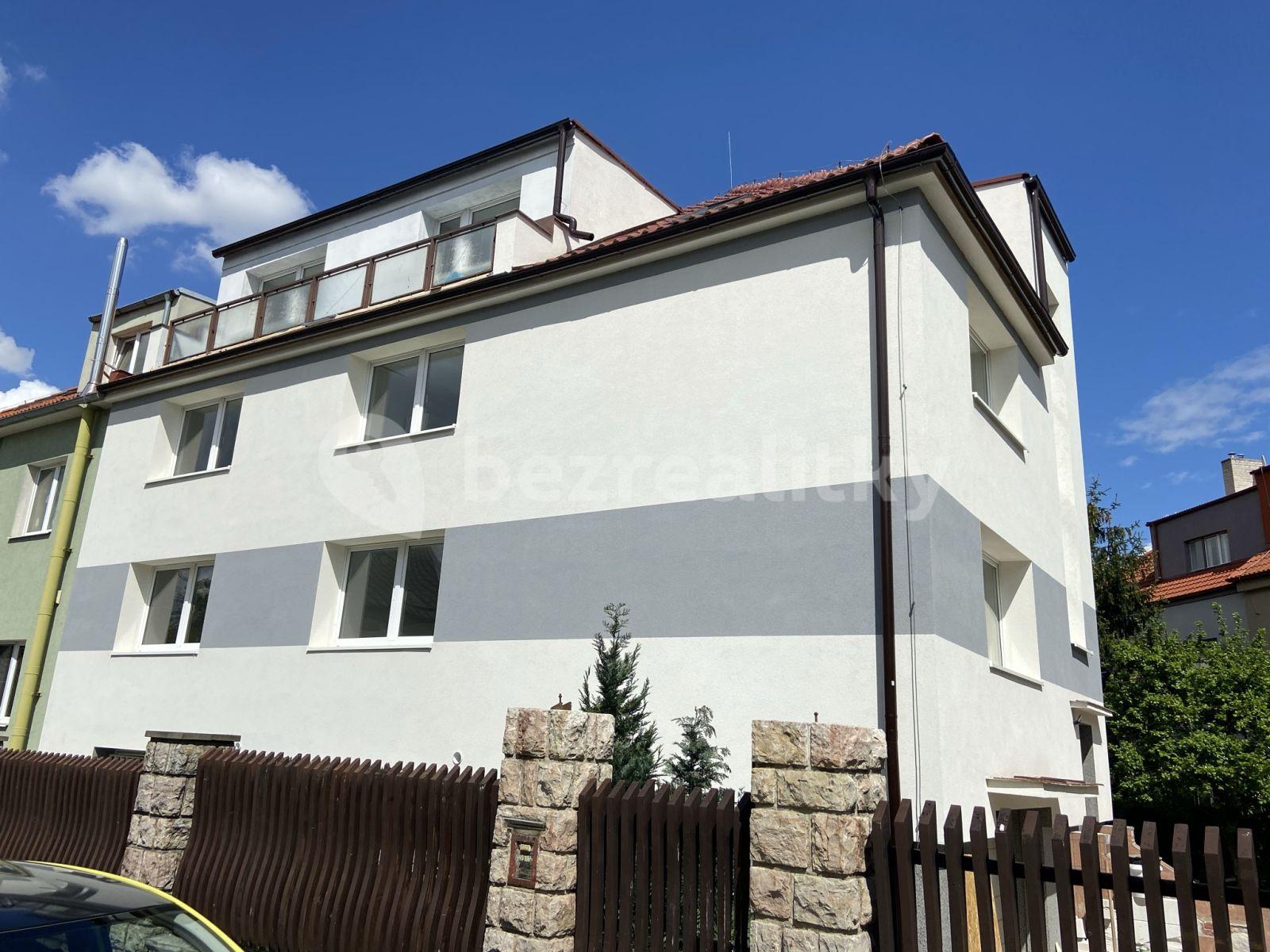 Prenájom bytu Garsoniéra 21 m², Jižní Ⅱ, Praha, Praha