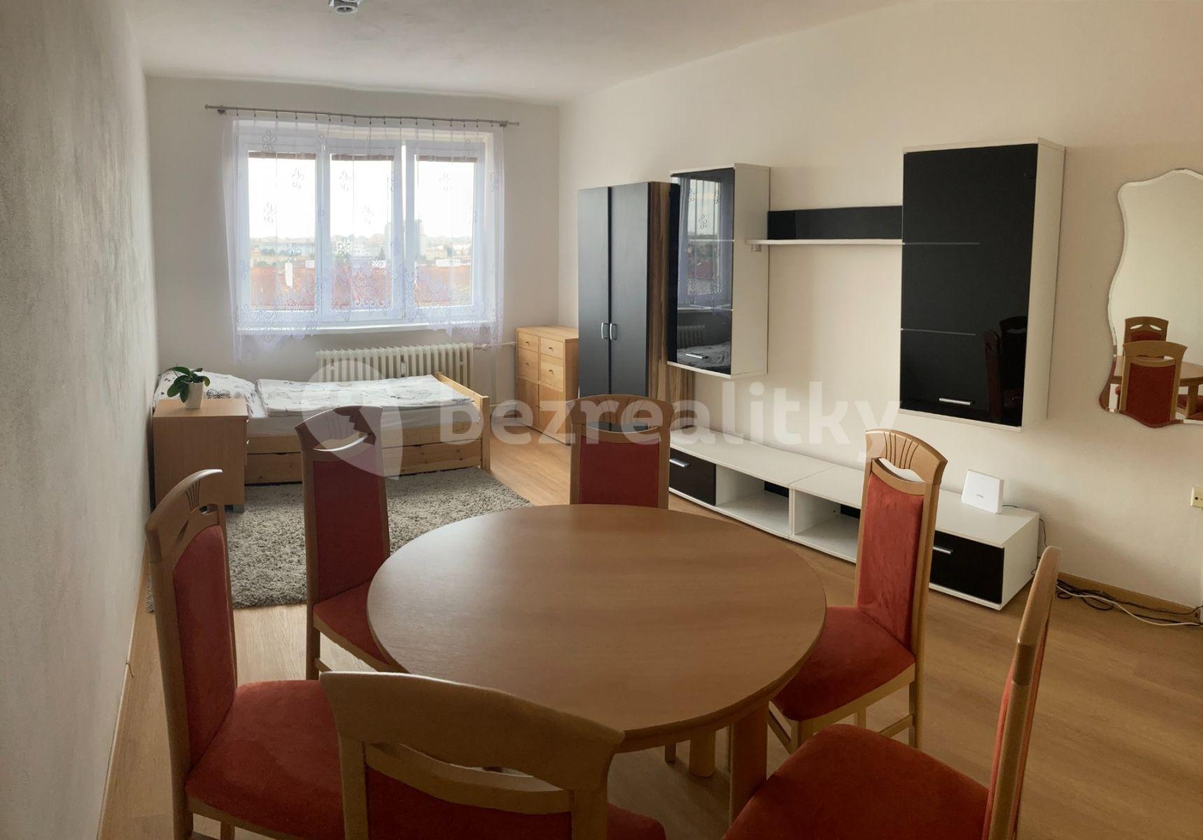 Prenájom bytu 2-izbový 52 m², Černokostelecká, Praha, Praha