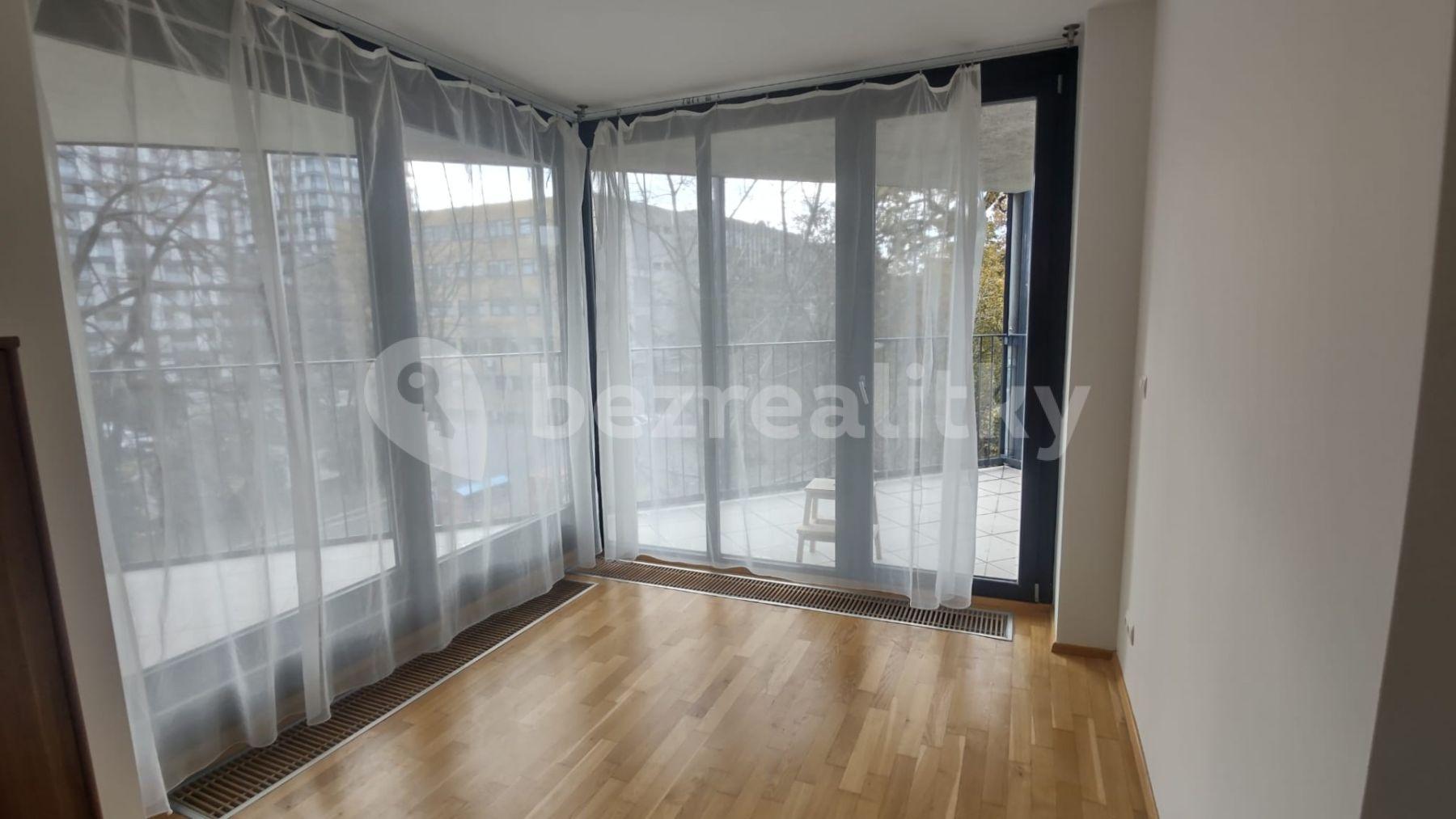 Prenájom bytu 2-izbový 62 m², Pitterova, Praha, Praha