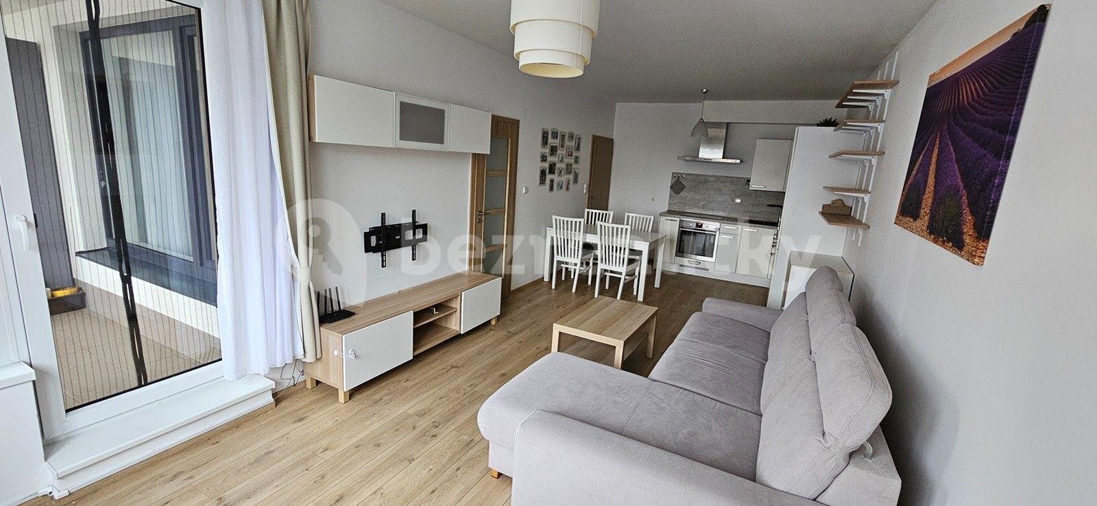 Prenájom bytu 2-izbový 54 m², Makedonská, Praha, Praha