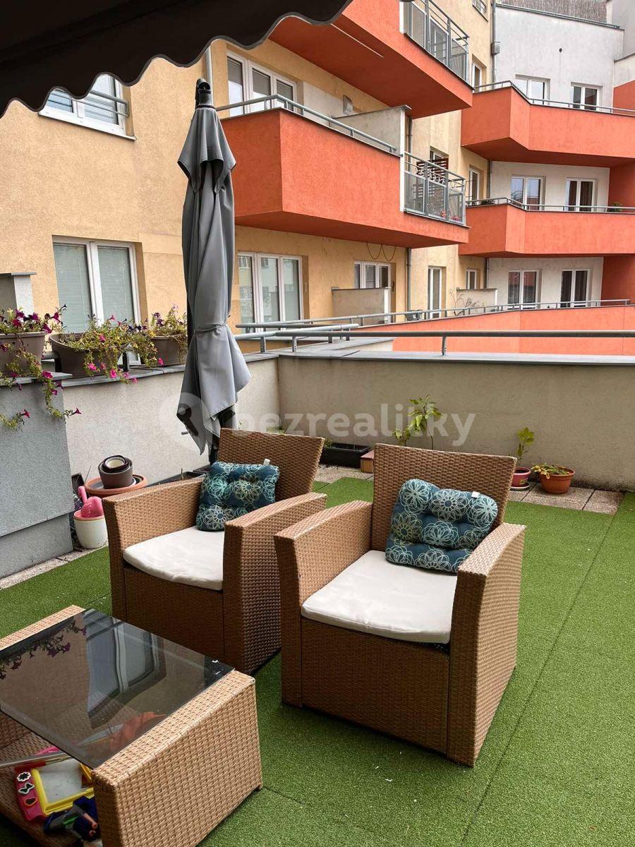 Prenájom bytu 2-izbový 41 m², Plzeňská, Praha, Praha