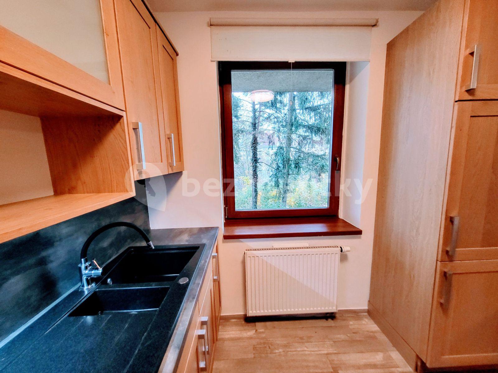 Prenájom bytu 3-izbový 62 m², U Mrázovky, Praha, Praha